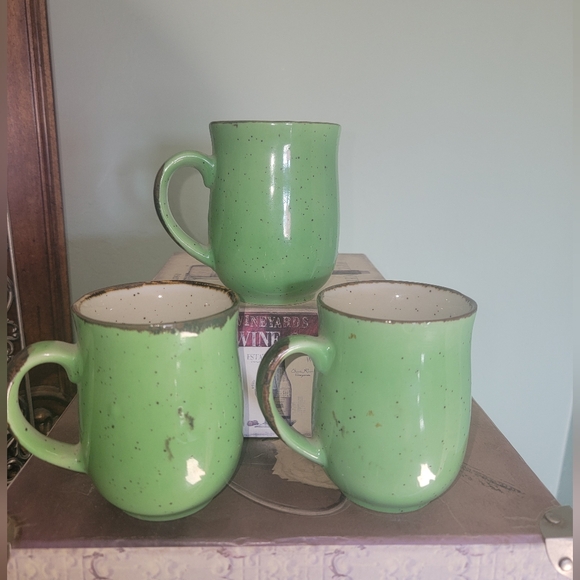 Set of three ceramic mugs Cactus theme. Vintage. - Picture 2 of 5